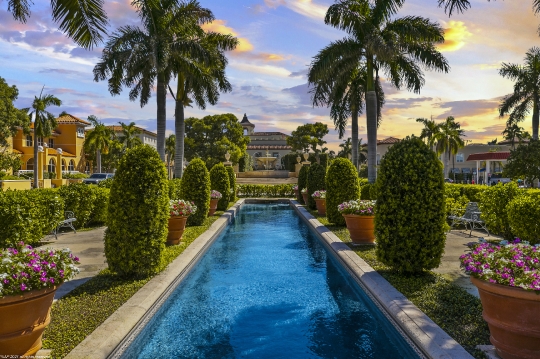 Addison Mizner Memorial Fountain Park, Palm Beach